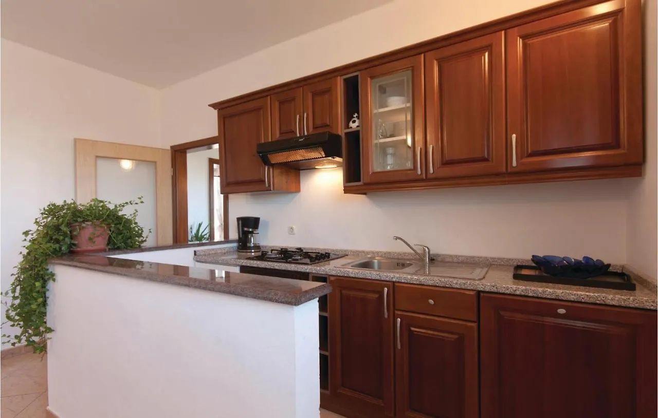 Gorgeous Apartment In Barban With Kitchen Kroatien